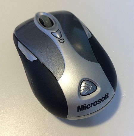 Surface Pro 3 で息を吹き返した Wireless Notebook Presenter Mouse 8000