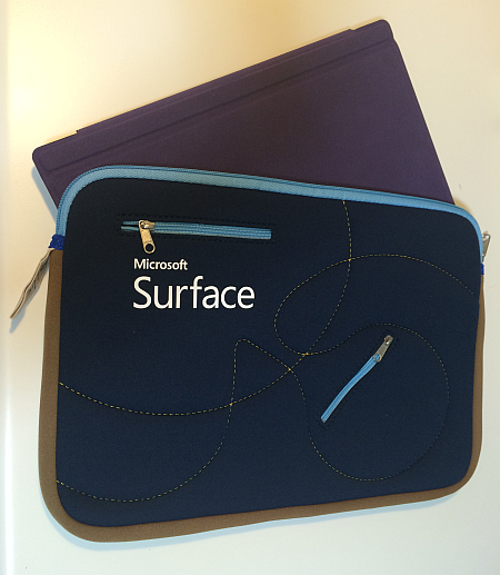 Club Microsoft Surface Pro 3 オリジナルポーチが当たりました