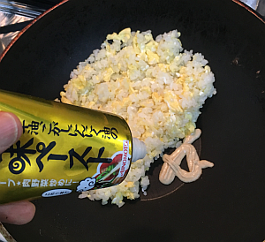 CM に釣られてチャーハンに「Cook Do 香味ペースト」で味付けしてみました