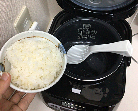 アイリスオーヤマ IH炊飯器 RC-IA30-B で茶碗 1杯分だけ「量り炊き」してみました