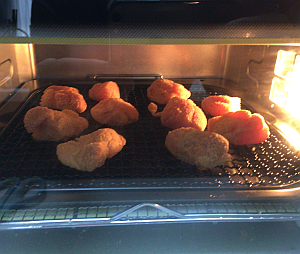 アイリスオーヤマ リクック熱風オーブン FVX-M3A-W でノンフライの「鶏の唐揚げ」に挑戦