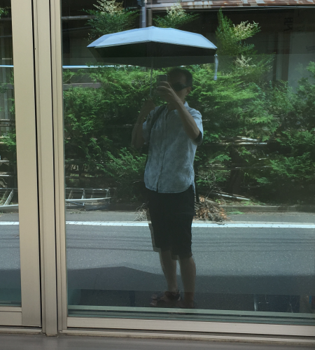 夏の日中でも吉祥寺まで歩くために「晴雨兼用」折りたたみ傘で「日傘男子」デビューしてみました